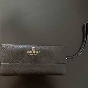 Authentic Kate Spade black wristlet.